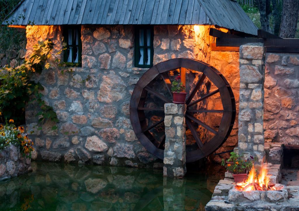 Rafting Camp Tara Center Tri Vodenice Bastasi Exterior foto