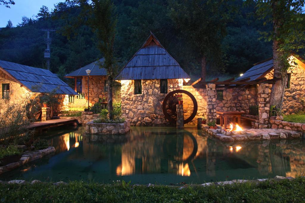 Rafting Camp Tara Center Tri Vodenice Bastasi Zimmer foto